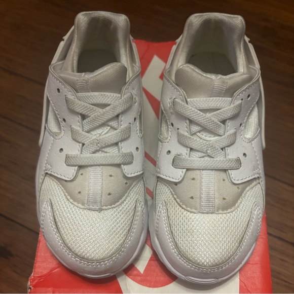 Nike Huarache Run Toddler 9C Little Kid - Picture 3 of 11